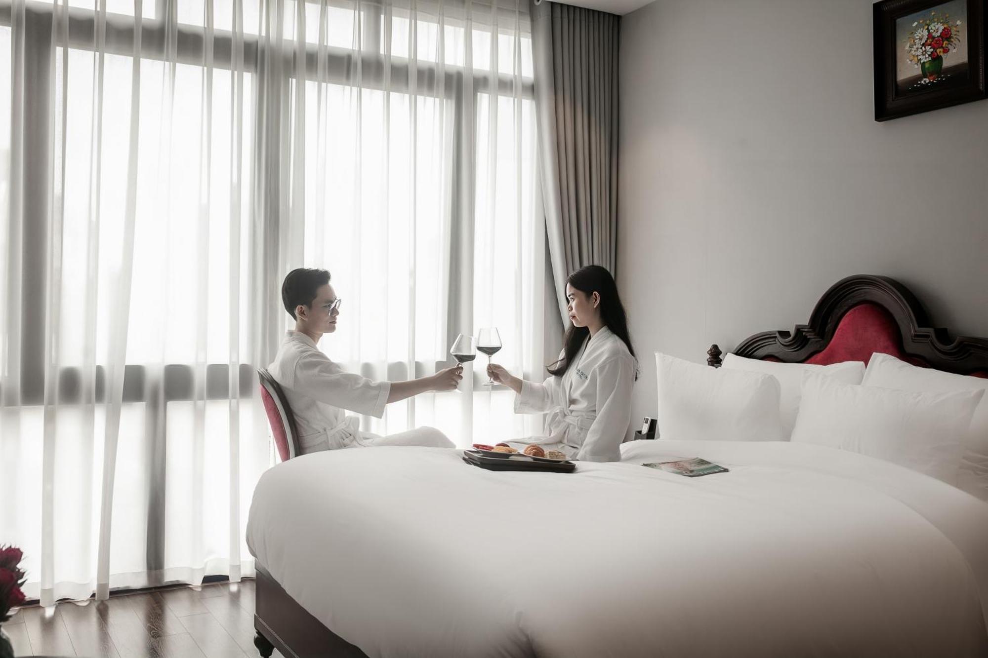 Serene Central Hotel Ханой Екстериор снимка