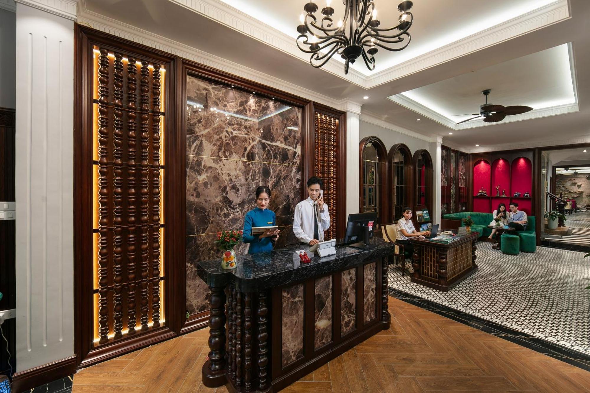 Serene Central Hotel Ханой Екстериор снимка